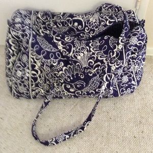 Vera Bradley  NAVY Twirly Birds DUFFEL