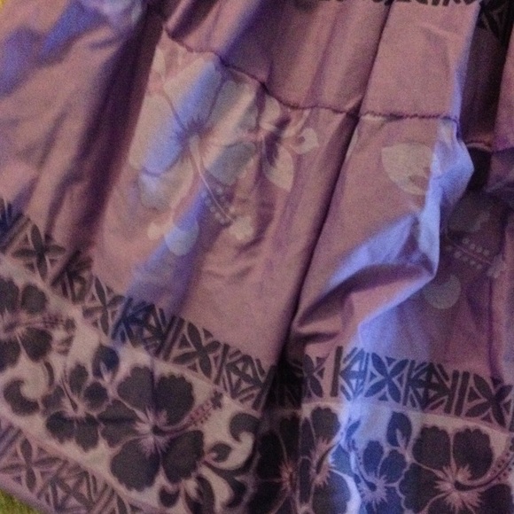 🍀 Closet closing January 20th 
🌺 Vintage  handmade Hawaiian - Picture 2 of 2