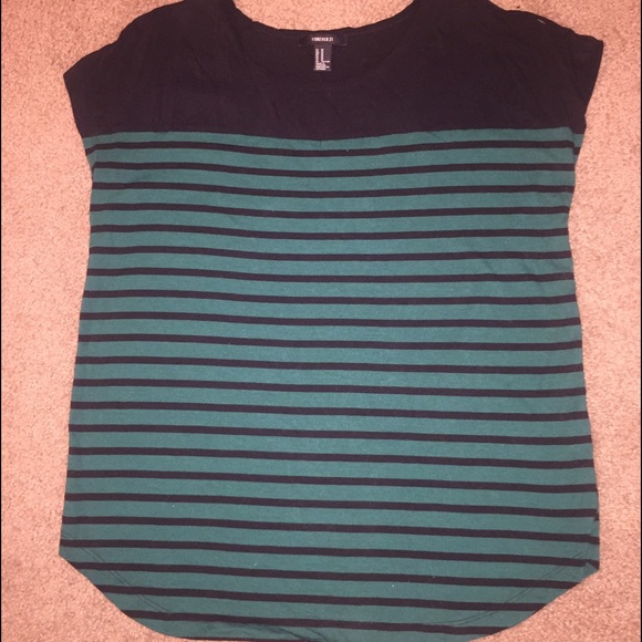 Forever 21 Short Sleeve Tee