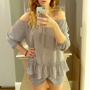 Adorable black & white striped Bailey/44  blouse