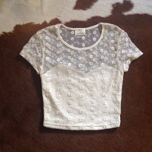 Lace crop top size Small