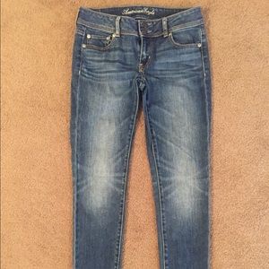 American Eagle Skinny Jeans size 2