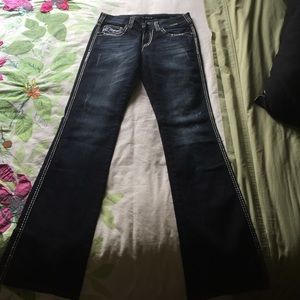 Cowgirl Tuff boot cut jeans!