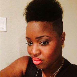 Meet your Posher, Gabrielle