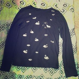 A gap new unworn shirt (long sleave)