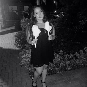 Meet your Posher, Emma