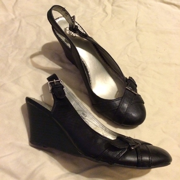 Black Cato Wedges
