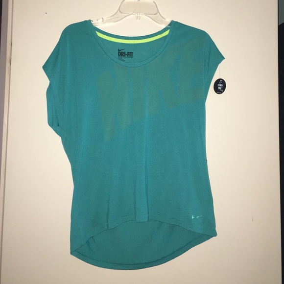 Dri- Fit Nike Club Tee