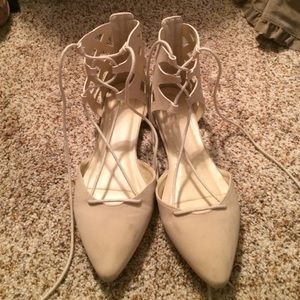 Pointed toe lace up flats