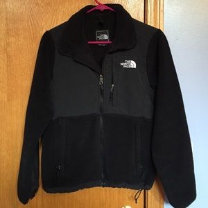 Used black north face jacket