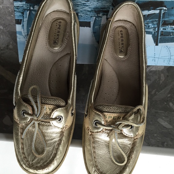 Sperry Top Sider Shoes. Barely worn.