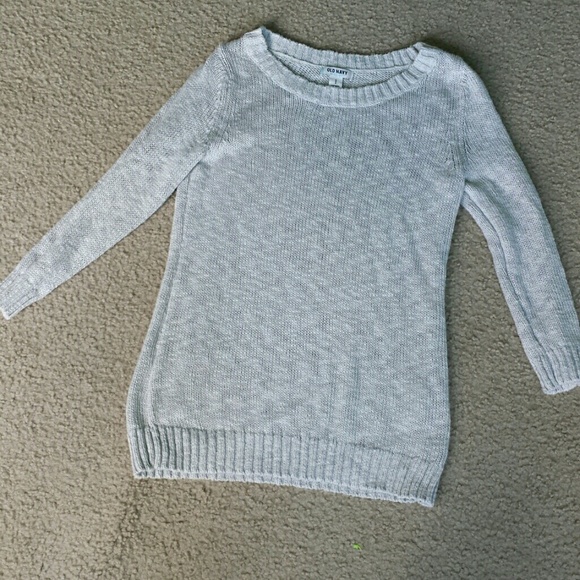 LAST CHANCE TO BUY Old Navy sweater!
