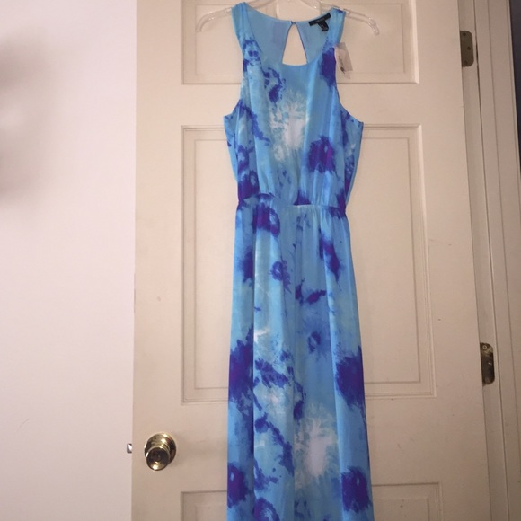 Forever 21 Dresses & Skirts - Brand new forever 21 maxi dress