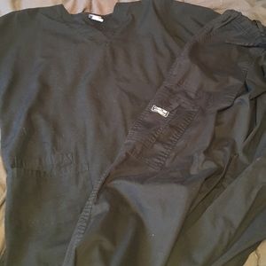 Scrub set