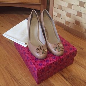 Tory Burch Lowell Blush Wedge