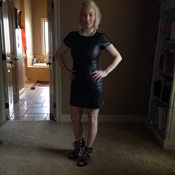 Theyskens' Theory PERFECT 2016 LBD