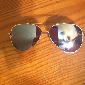 Oversized aviator sunglasses