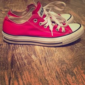 Red converse