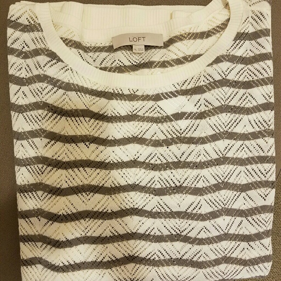 NWT Ann Taylor Loft Striped Chevron Sweater - Picture 3 of 3