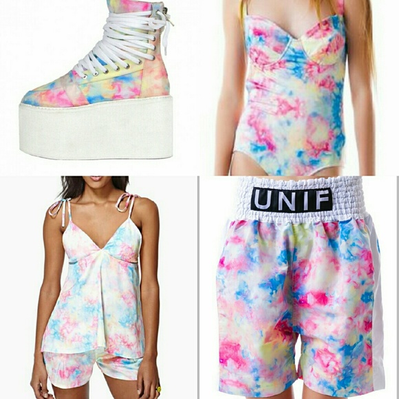 ISO Unif irridesent tye dye items Large&shoe 8/9