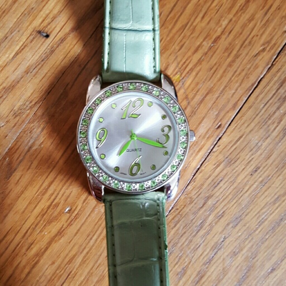 Watch - Picture 2 of 2