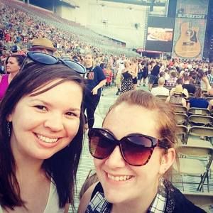 Meet your Posher, Kacy