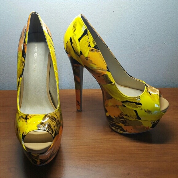 Shoe republic LA www.modacol.com