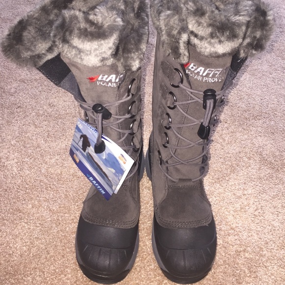 Baffin Shoes - Brand new Baffin womens snow boots