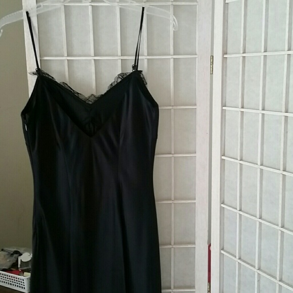 Blk silk Cache evening slip dress - Picture 3 of 4