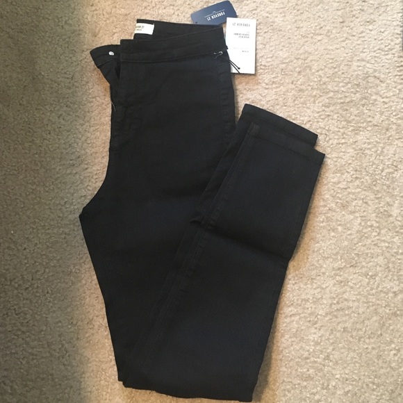 Black high waisted skinny pants new with tags
