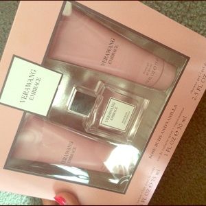Vera Wang Embrace Rose Buds and Vanilla perfume
