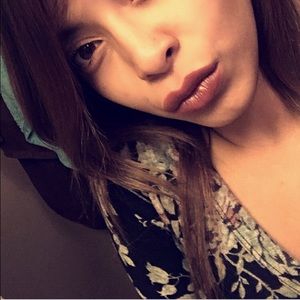 Meet your Posher, Jocelyn