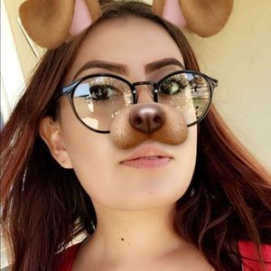 Meet your Posher, Ximena