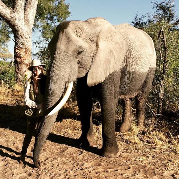 Meet your Posher, Emily