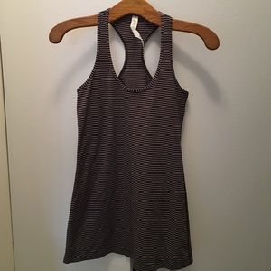 Lululemon tank 6 purple grey striped