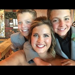 Meet your Posher, Marissa