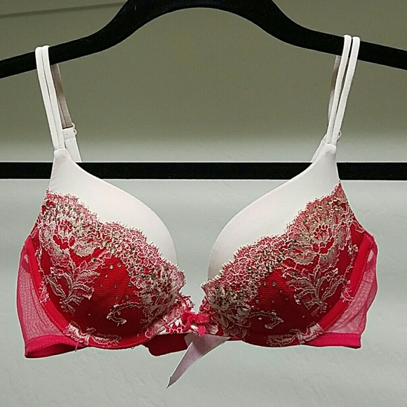Victoria's secret very sexy plunge push up red 32B