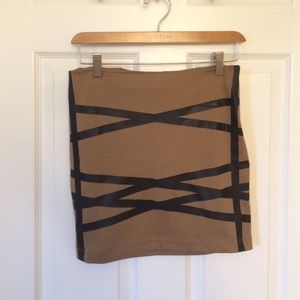 Tan black-stripped pencil skirt