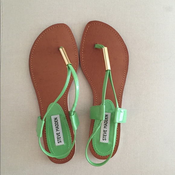 Steve Madden green sandals