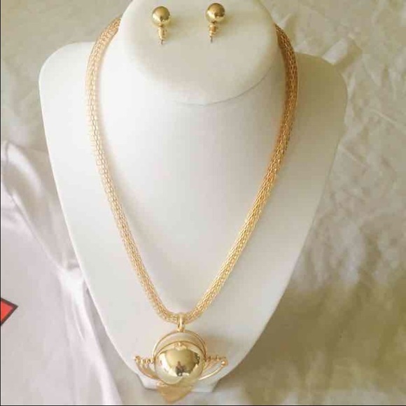 Gorgeous Jewelry Set