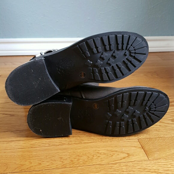 🚫SOLD🚫 Vince Camuto Winchell Moto Boots Leather - Picture 4 of 4