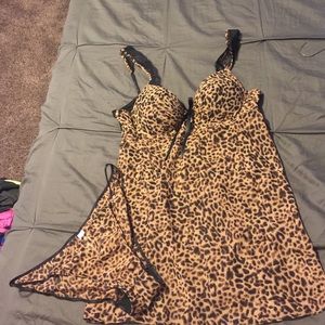 Ambrielle cheetah sexy nightyNever Worn Size Large