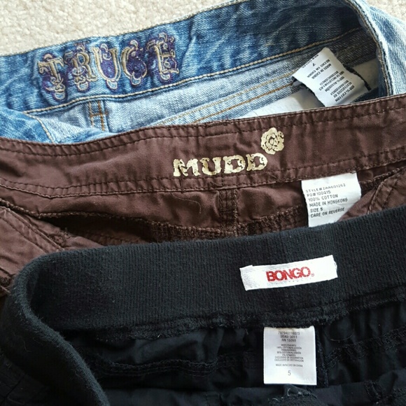 Juniors Shorts Size 5 and 7 - Picture 3 of 3