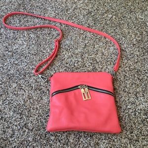 Maurice's Crossbody Purse with optional wristlet!