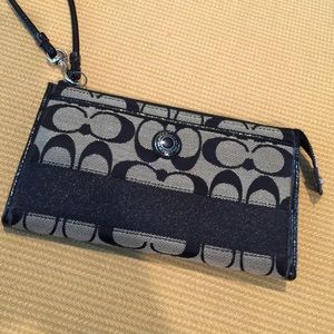 Coach Wristlet Wallet