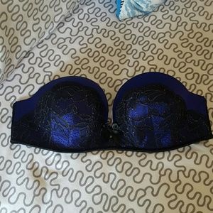 Victorias Secret Very Sexy Strapless Bombshell bra