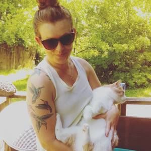 Meet your Posher, Melissa