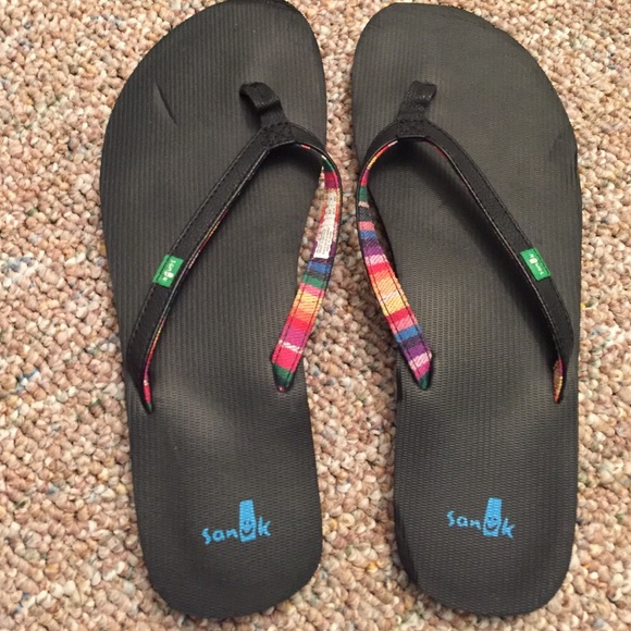 Sanuk flip flops
