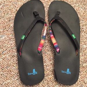 Sanuk flip flops