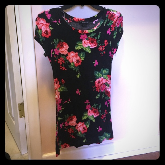 T-shirt dress